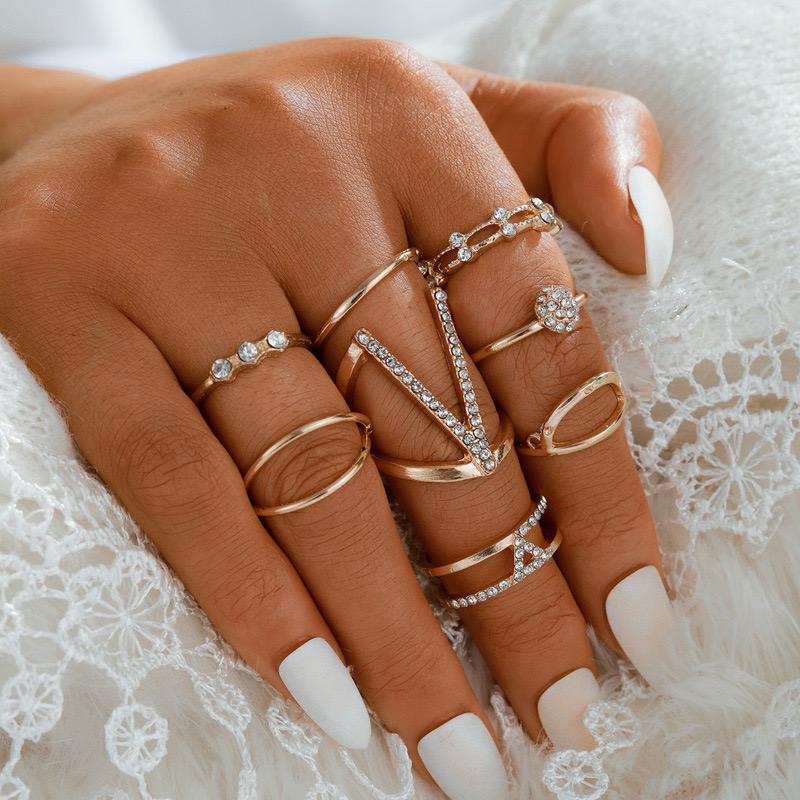 VEE RING SET