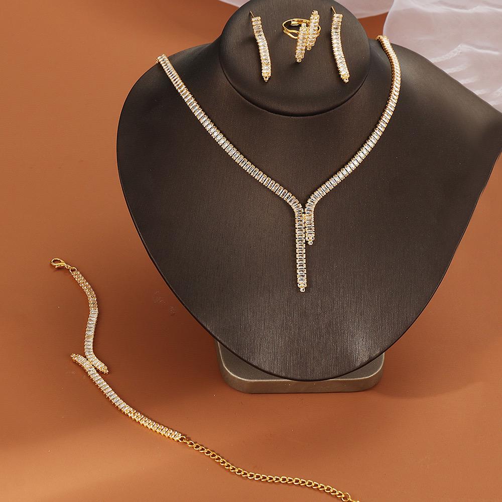 KIM NECKLACE SET