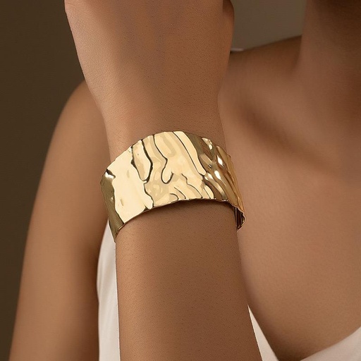 CONCAVE BRACELET